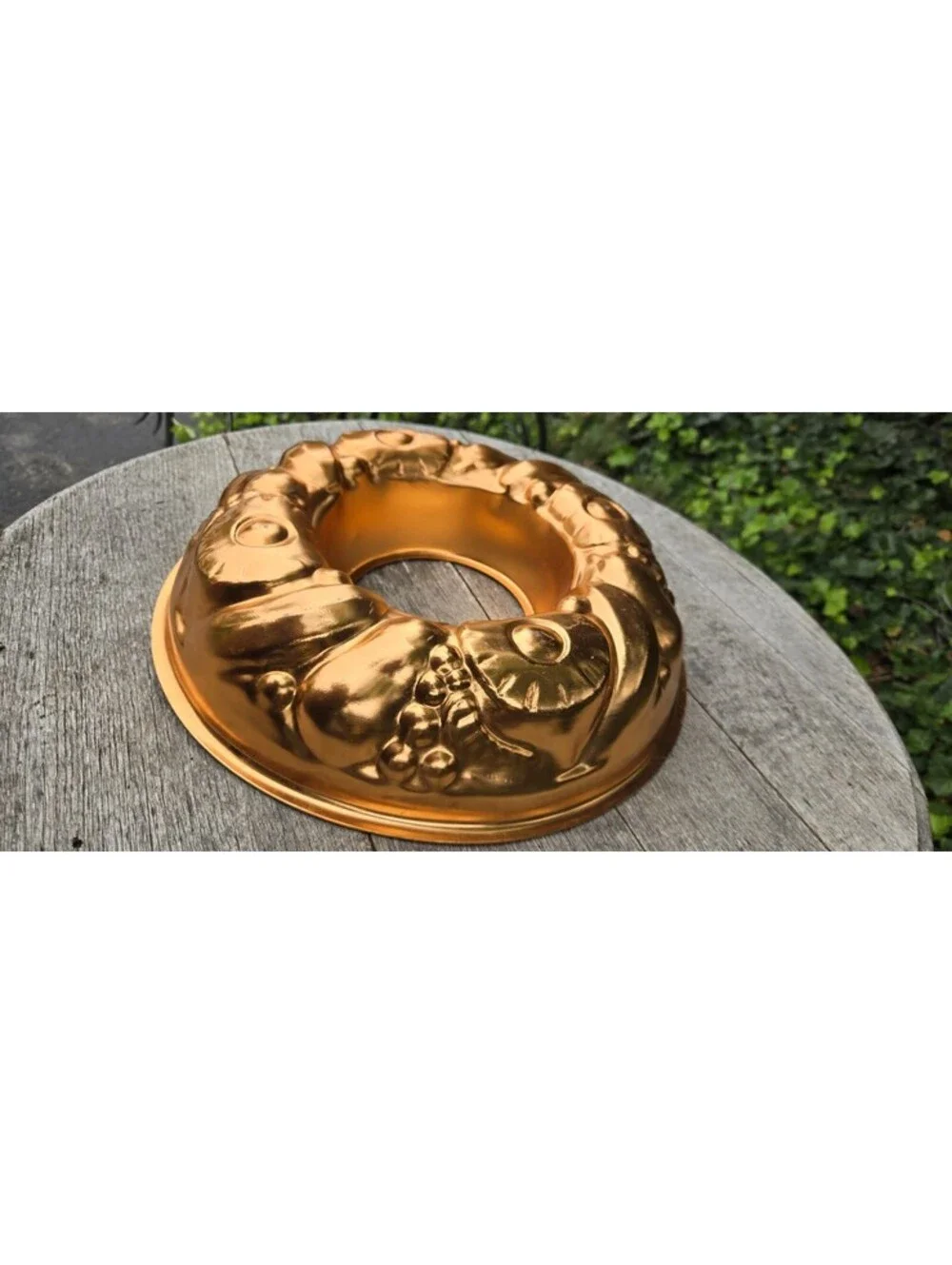 Vintage Copper Tone Fruit Wreath Cake Jello Mold Wall Hanging Decor 13